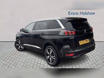 Used Peugeot 5008 2022 for sale - 76755292: Photo