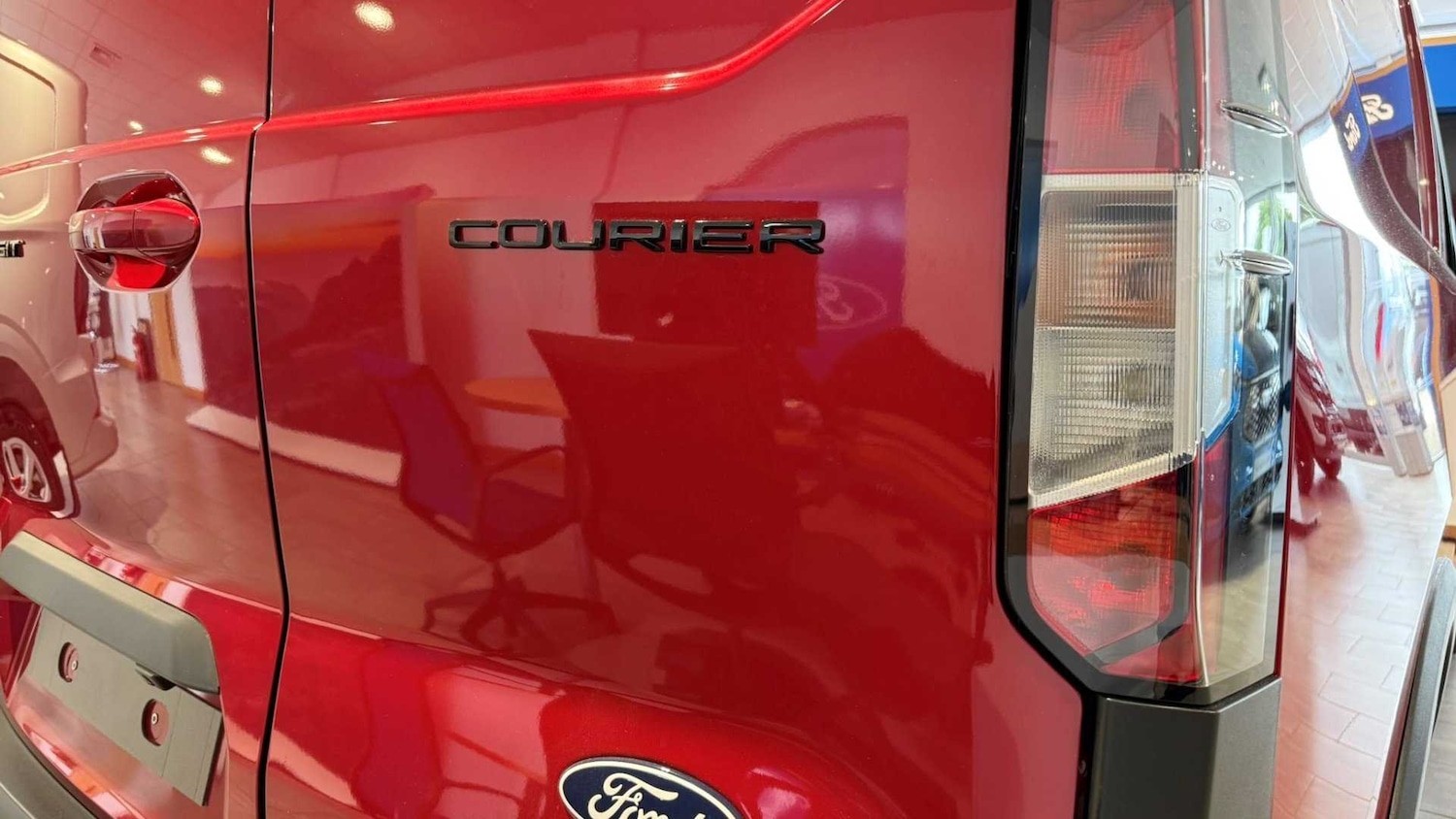 Used Ford Transit Courier for sale - 77068610: Photo 24