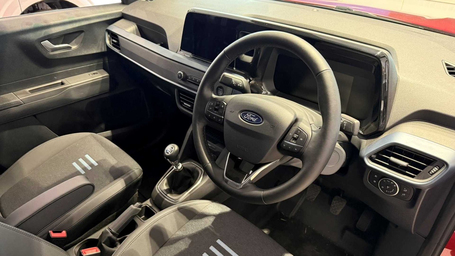 Used Ford Transit Courier for sale - 77068610: Photo 8