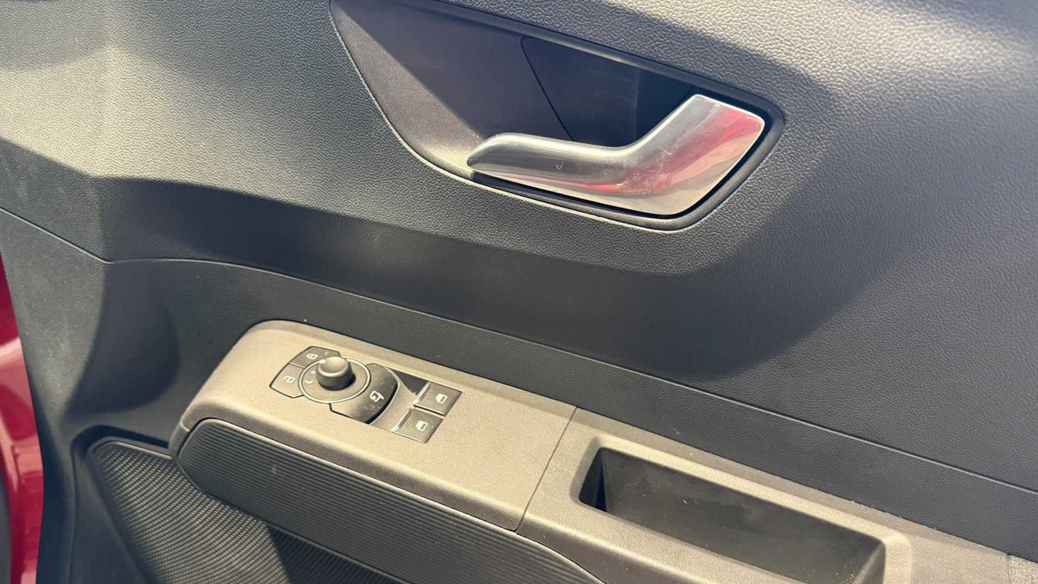 Used Ford Transit Courier for sale - 77068610: Photo 9