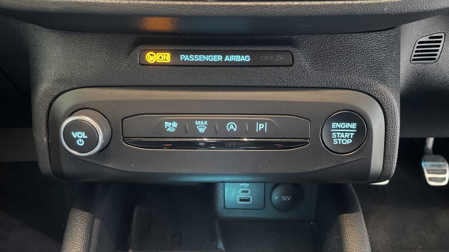 Used Ford Focus 2023 for sale - 75818871: Photo 27