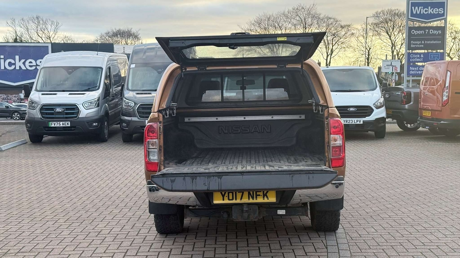 Used Nissan Navara 2017 for sale - 77093318: Photo 11