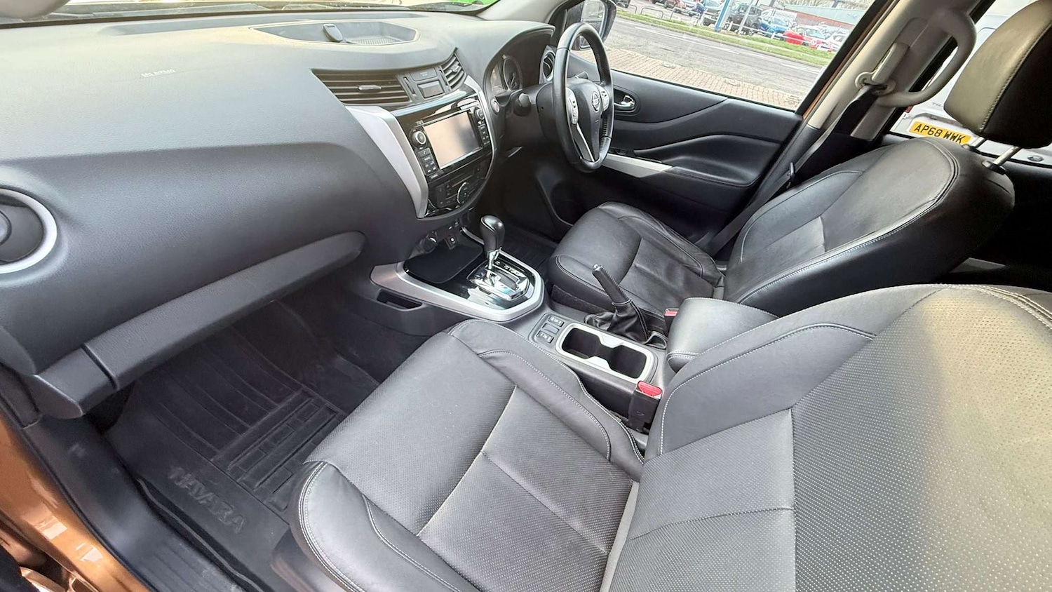 Used Nissan Navara 2017 for sale - 77093318: Photo 15