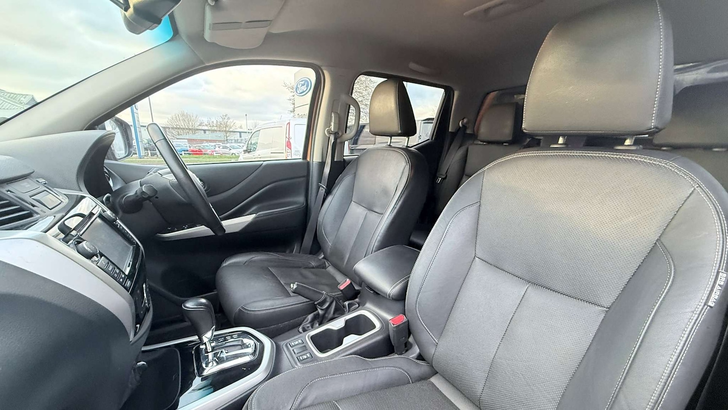 Used Nissan Navara 2017 for sale - 77093318: Photo 16