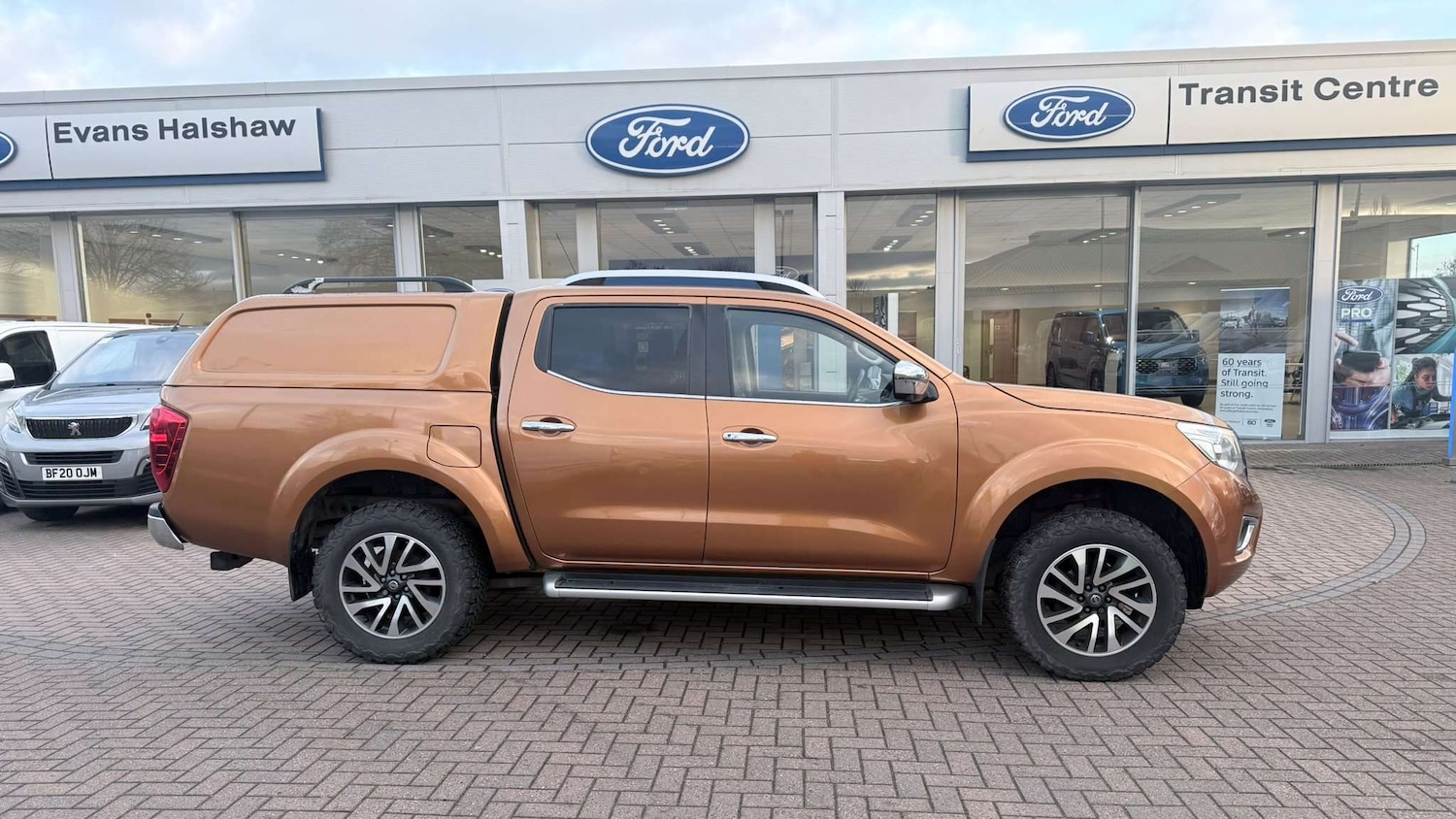 Used Nissan Navara 2017 for sale - 77093318: Photo 8