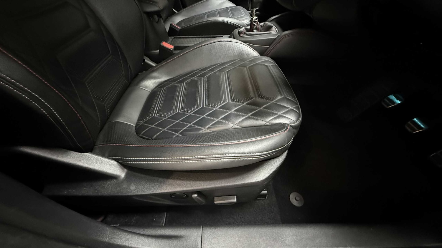 Used Ford Focus 2023 for sale - 76298370: Photo 13