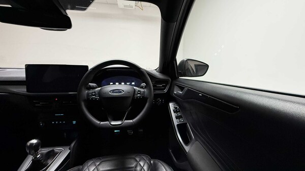 Used Ford Focus 2023 for sale - 76298370: Photo 31