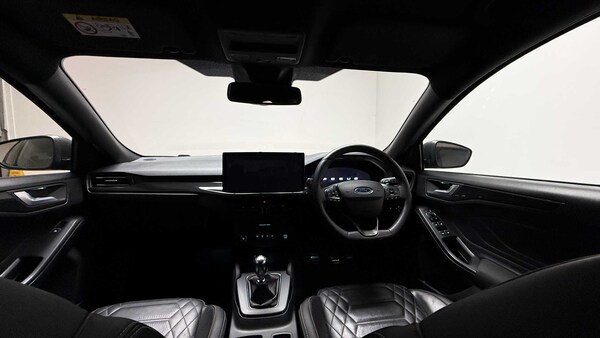 Used Ford Focus 2023 for sale - 76298370: Photo 32