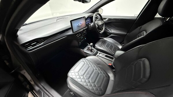Used Ford Focus 2023 for sale - 76298370: Photo 33