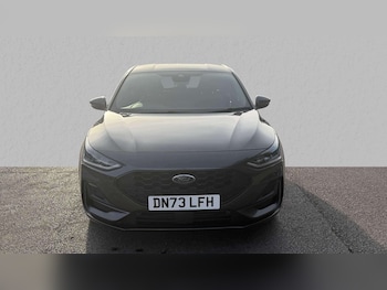 Used Ford Focus 2023 for sale - 76298370: Photo 4
