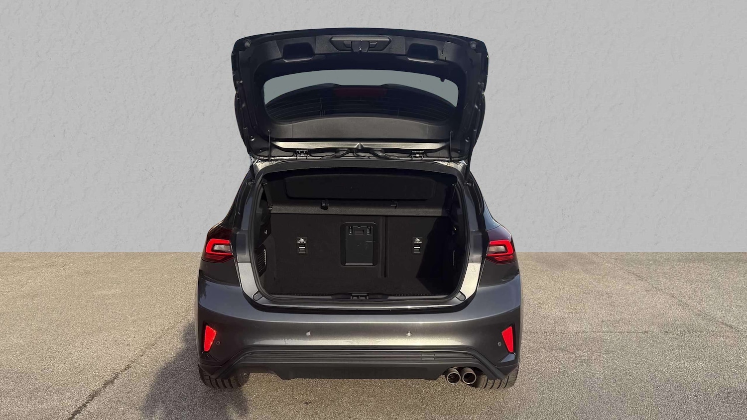 Used Ford Focus 2023 for sale - 76298370: Photo 5