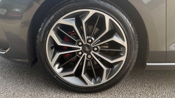 Used Ford Focus 2023 for sale - 76298370: Photo 9
