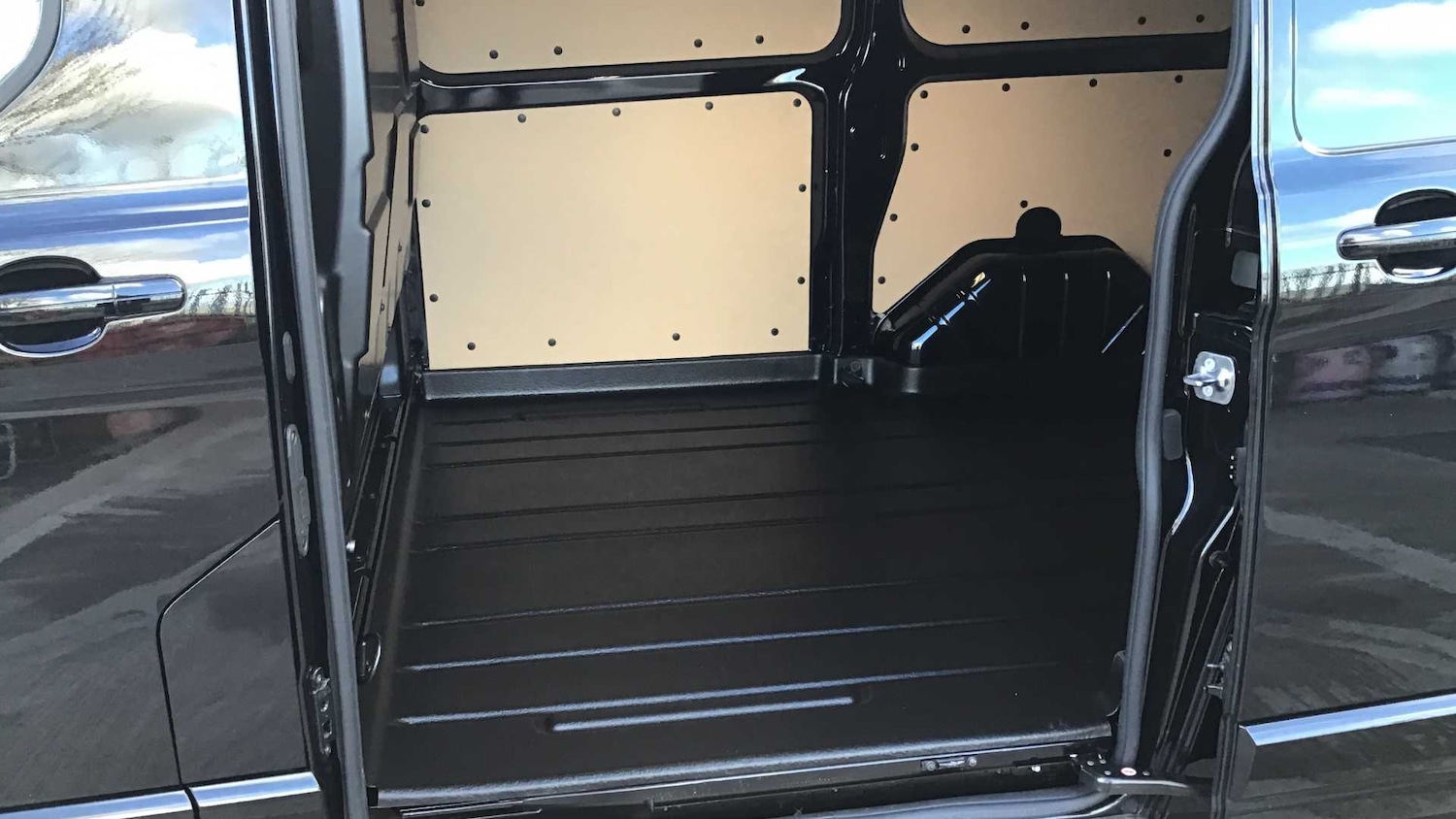 Used Ford Transit Custom 2024 for sale - 76515653: Photo 15