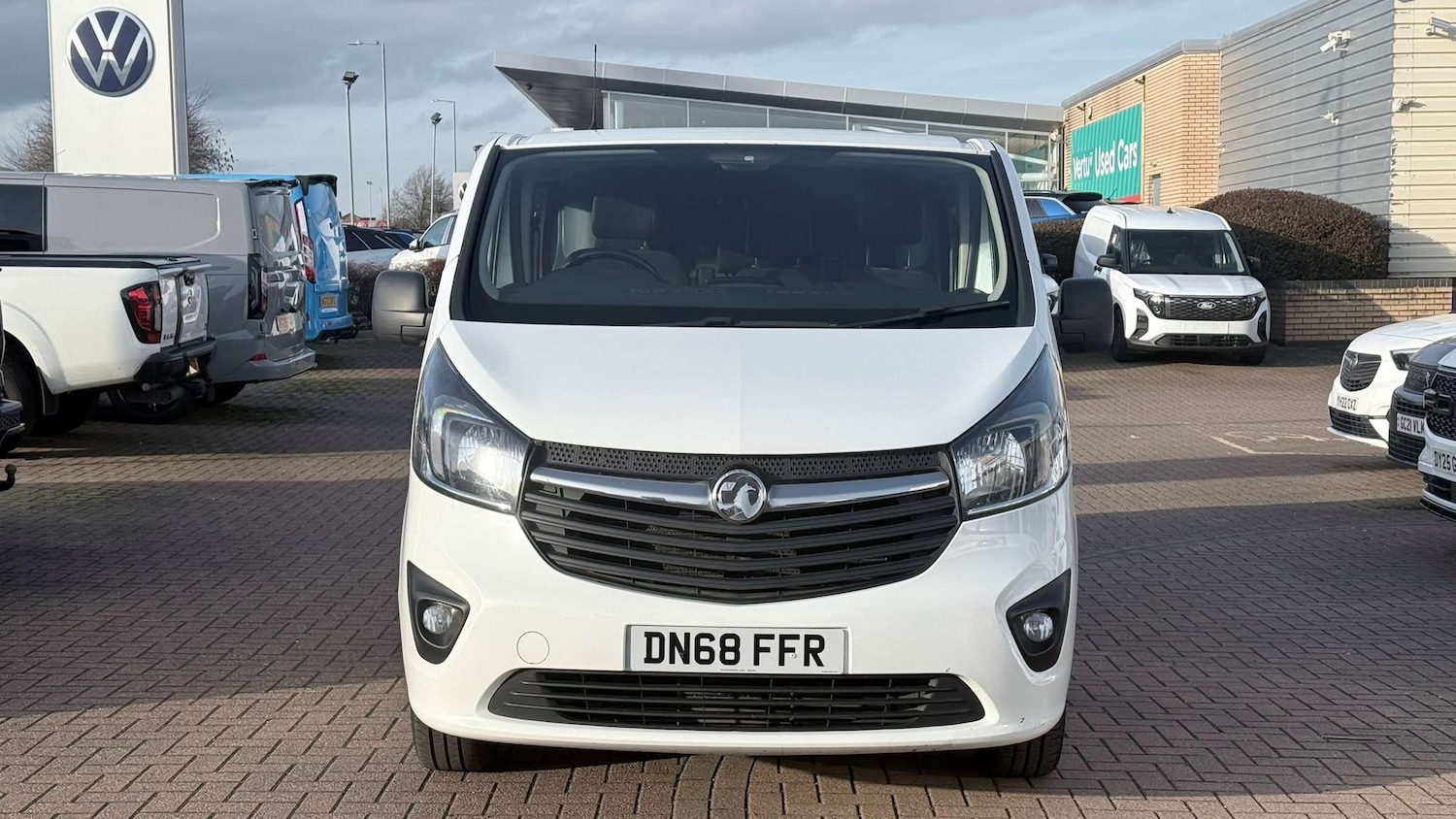 Used Vauxhall Vivaro 2018 for sale - 77674770: Photo 2