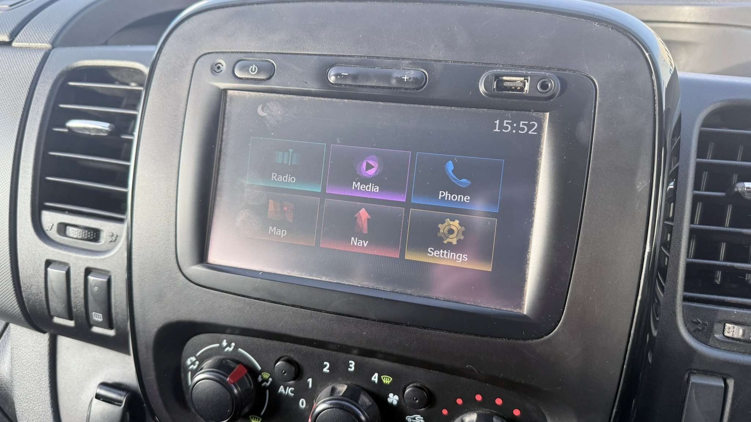 Used Vauxhall Vivaro 2018 for sale - 77674770: Photo 25