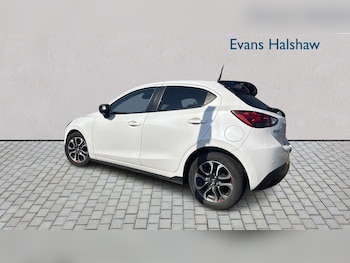 Used Mazda Mazda2 2017 for sale - 77995766: Photo