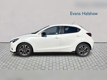 Used Mazda Mazda2 2017 for sale - 77995766: Photo