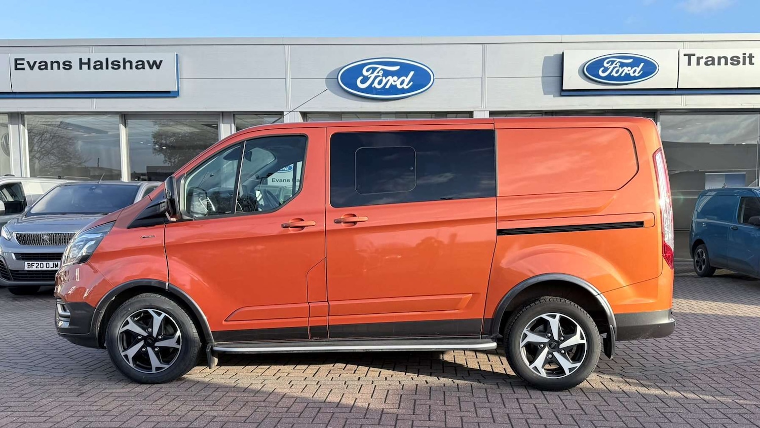 Used Ford Transit Custom 2023 for sale - 76902405: Photo 4