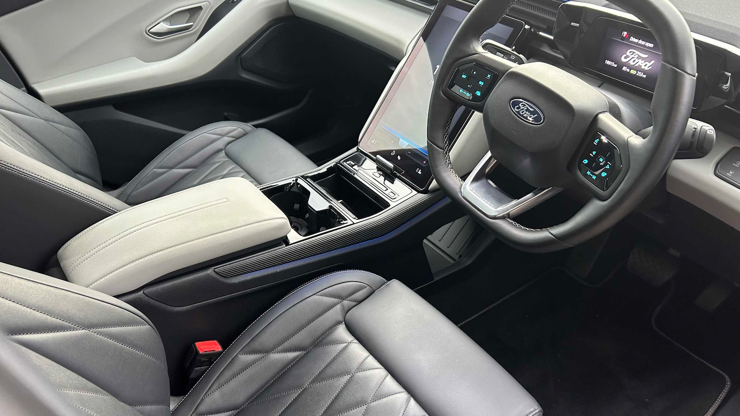 Used Ford Explorer 2024 for sale - 78076945: Photo 10