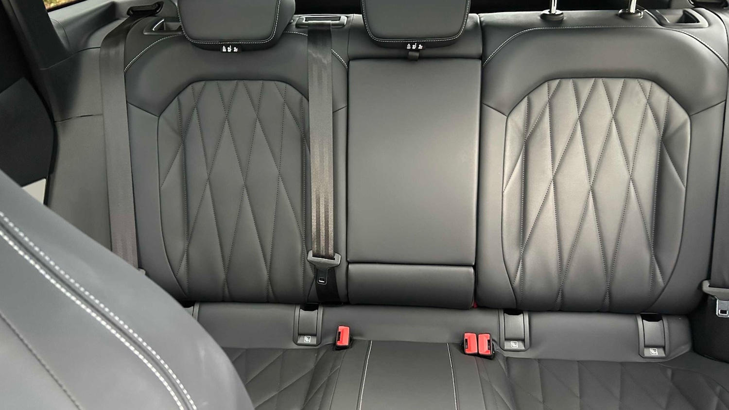 Used Ford Explorer 2024 for sale - 78076945: Photo 12