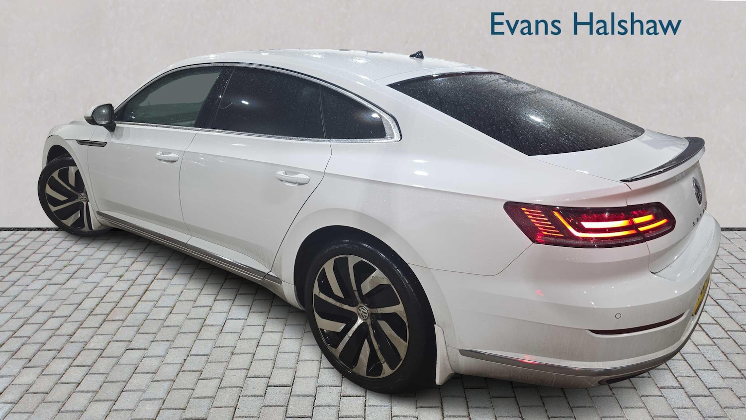 Used Volkswagen Arteon 2017 for sale - 77347912: Photo 3