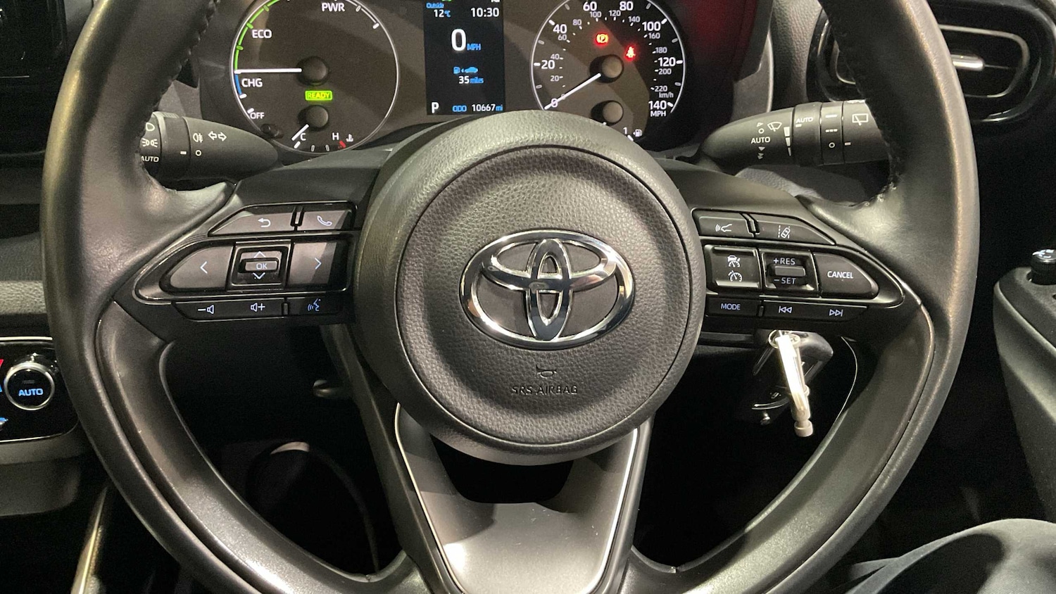Used Toyota Yaris 2022 for sale - 76875790: Photo 11