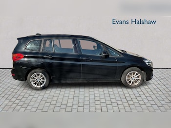 Used BMW 2 Series 2017 for sale - 77943086: Photo