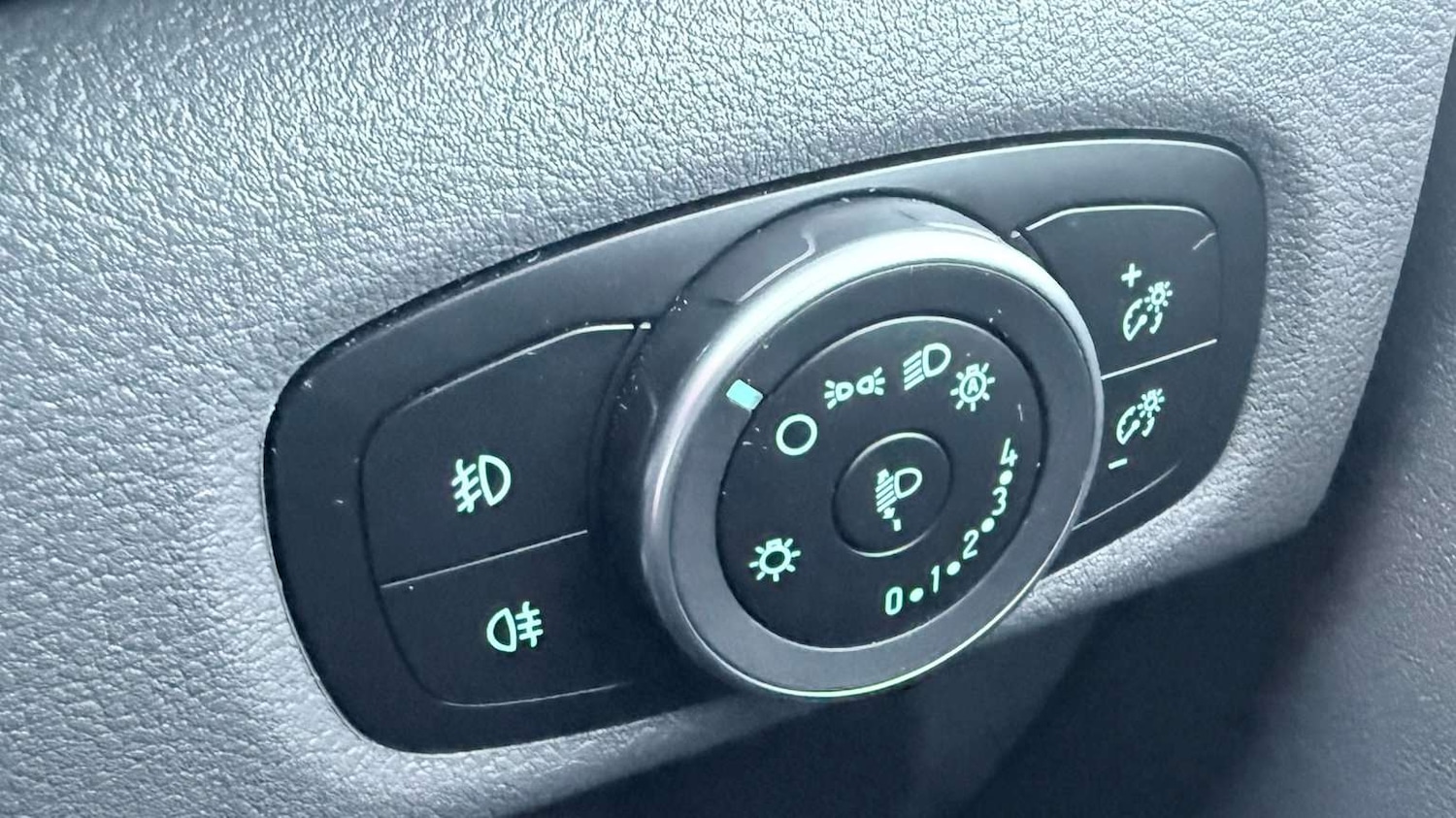 Used Ford Transit Custom 2022 for sale - 77361379: Photo 25