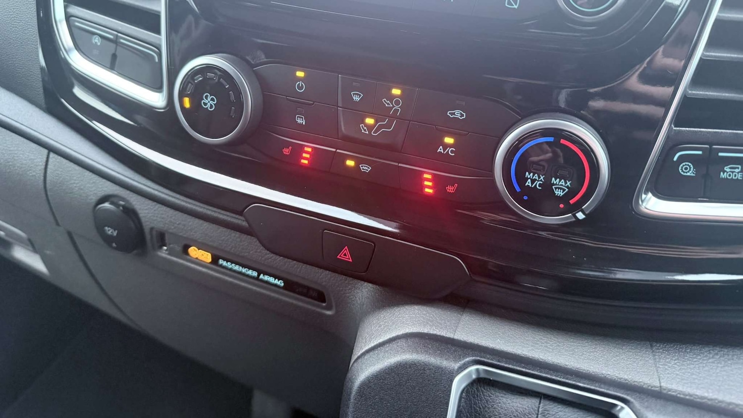 Used Ford Transit Custom 2022 for sale - 77361379: Photo 31