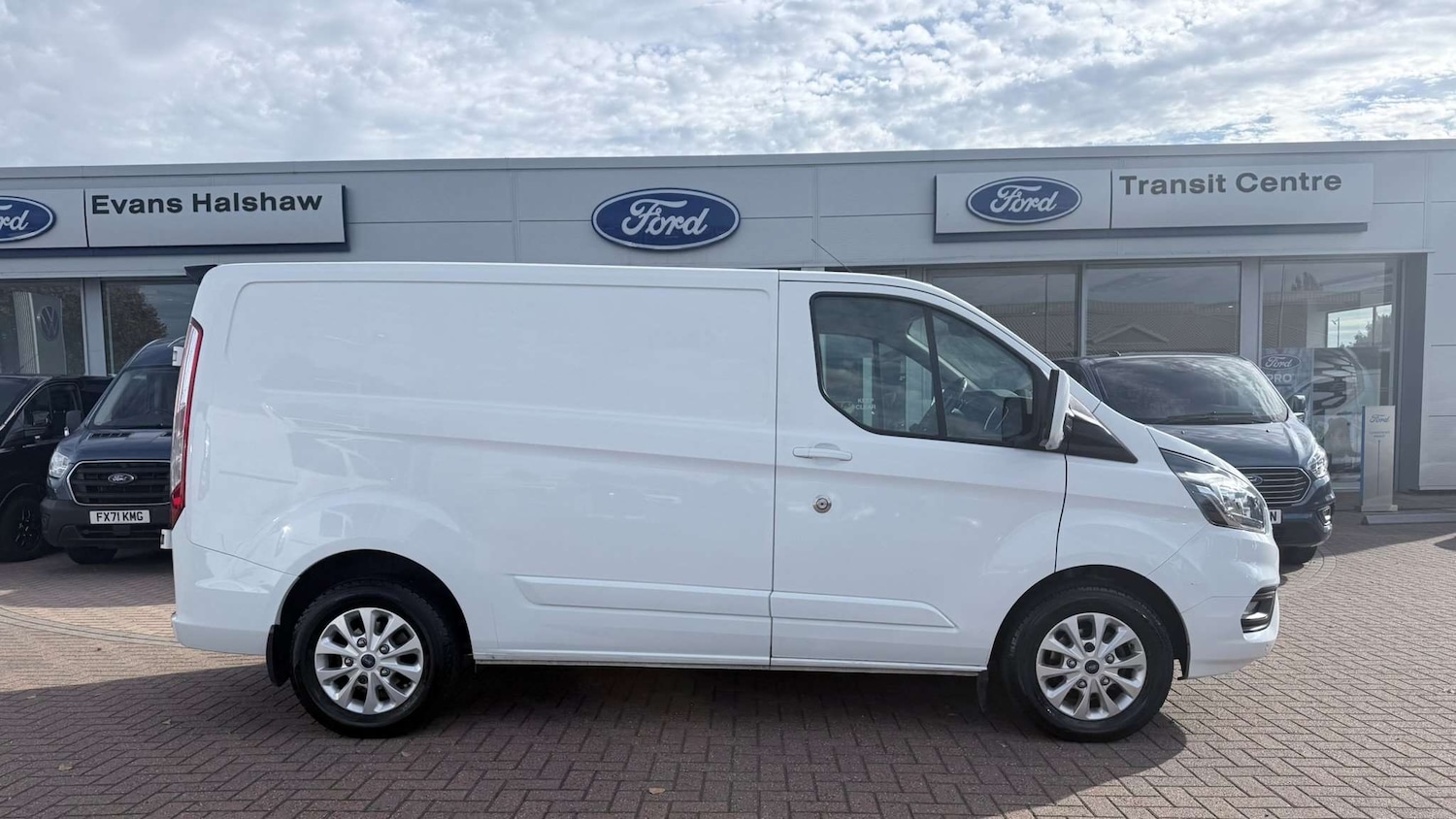 Used Ford Transit Custom 2018 for sale - 77443379: Photo 13