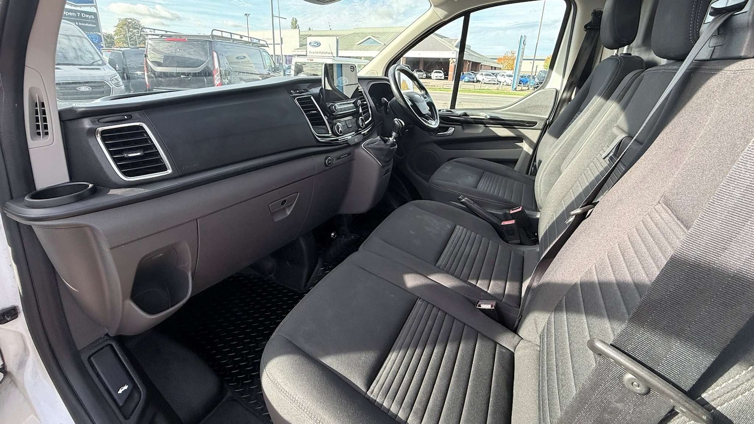 Used Ford Transit Custom 2018 for sale - 77443379: Photo 18