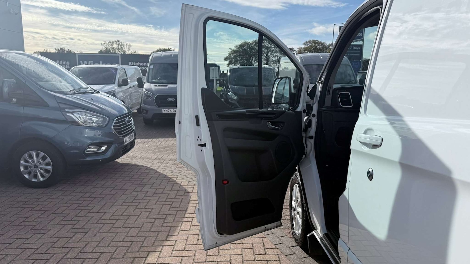 Used Ford Transit Custom 2018 for sale - 77443379: Photo 20