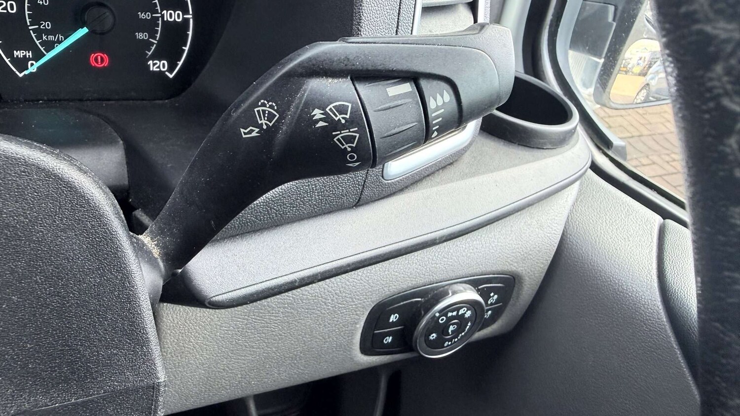 Used Ford Transit Custom 2018 for sale - 77443379: Photo 32