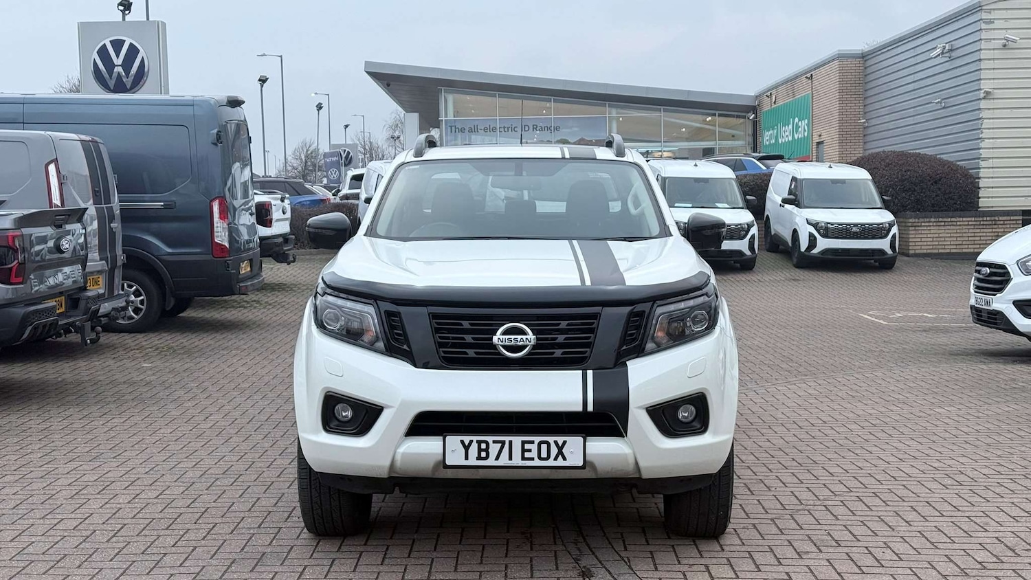 Used Nissan Navara 2021 for sale - 77373907: Photo 2