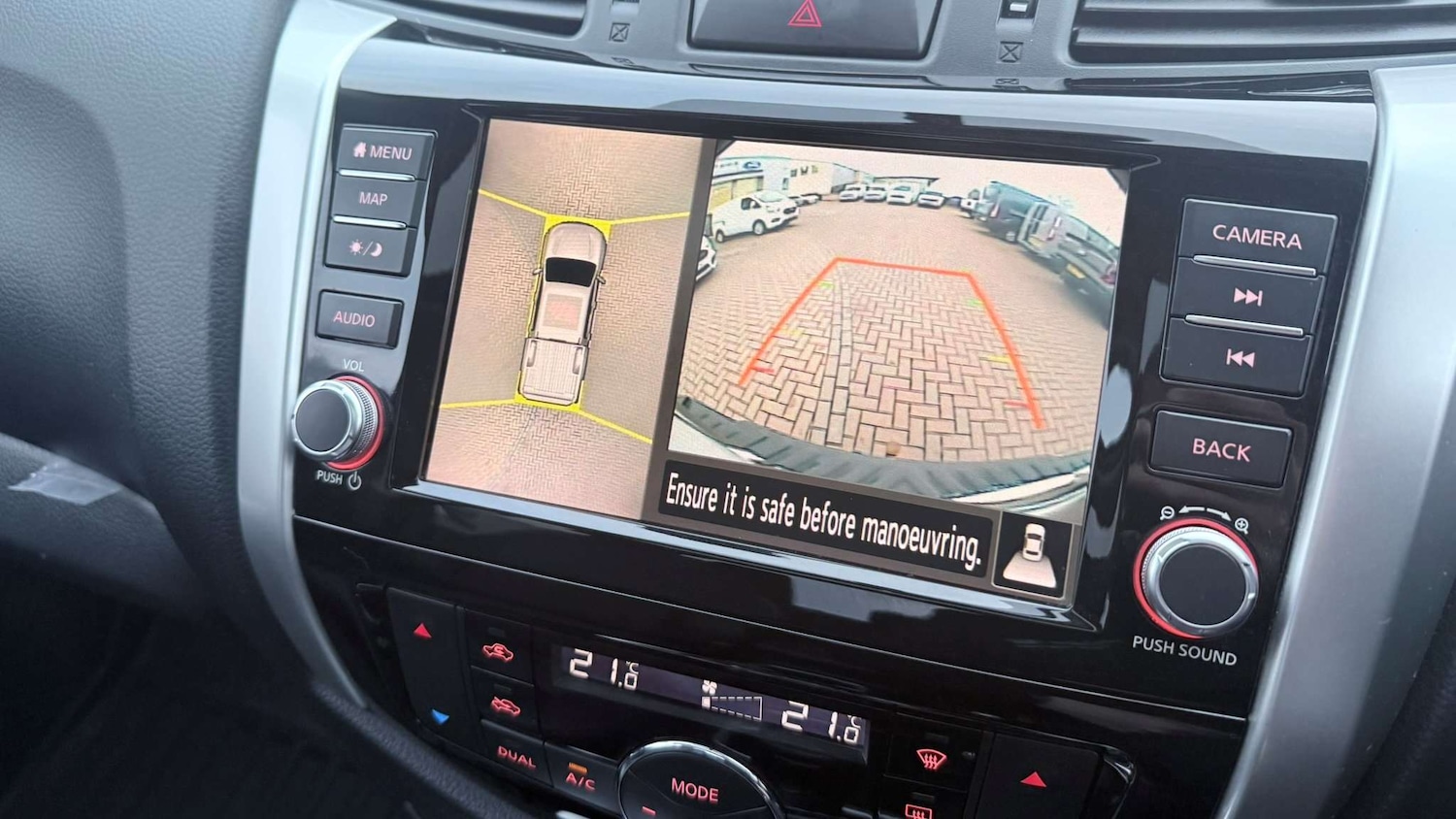 Used Nissan Navara 2021 for sale - 77373907: Photo 25