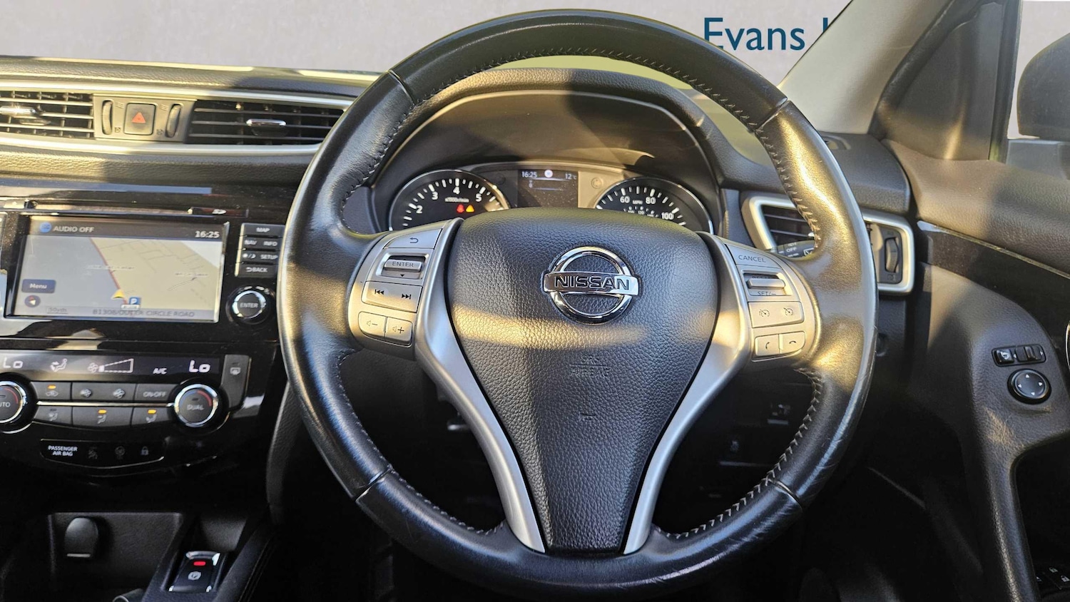 Used Nissan Qashqai 2016 for sale - 76390616: Photo 16