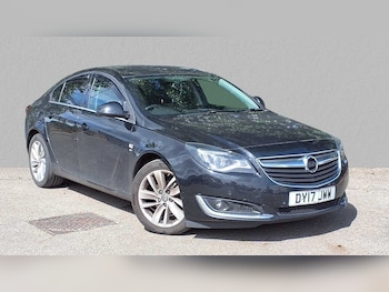 Vauxhall - Insignia