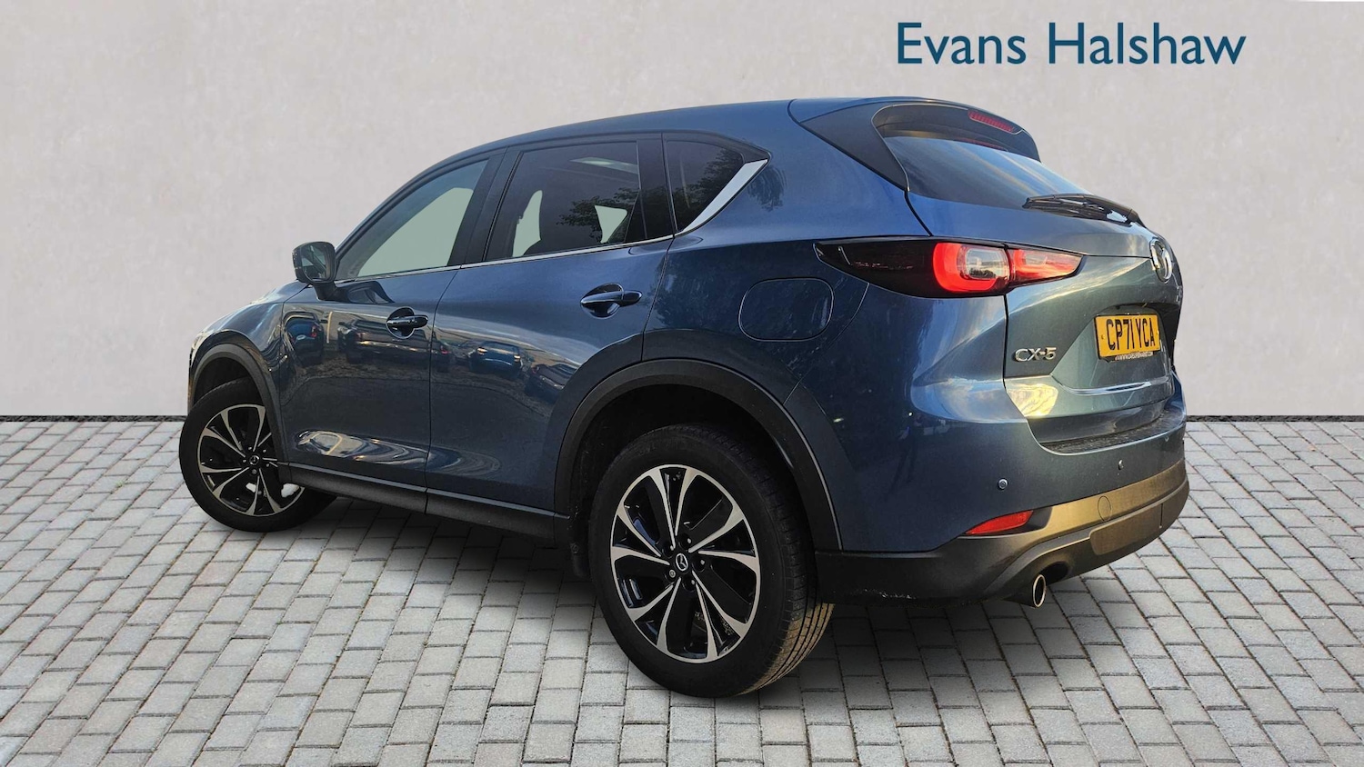 Used Mazda CX-5 2022 for sale - 76460135: Photo 2