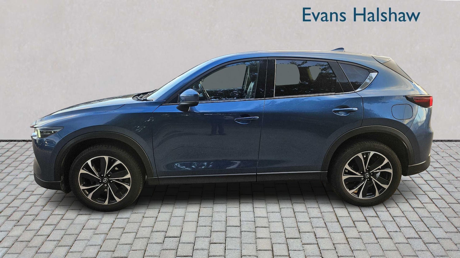 Used Mazda CX-5 2022 for sale - 76460135: Photo 5