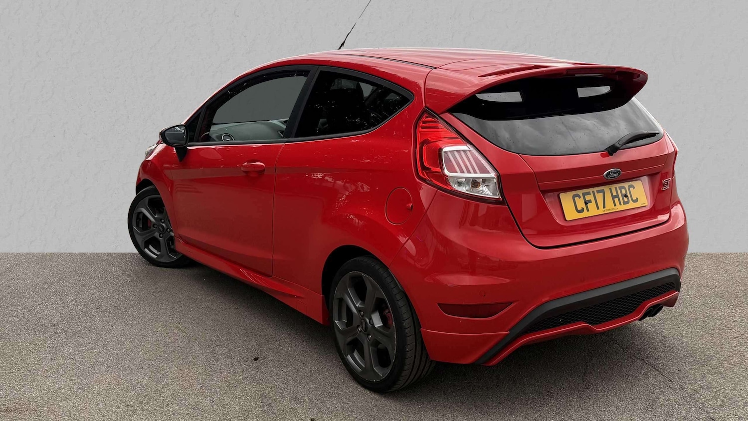 Used Ford Fiesta 2017 for sale - 75981204: Photo 2