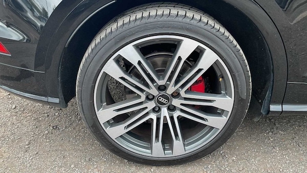 Used Audi Q5 2018 for sale - 76286353: Photo 10