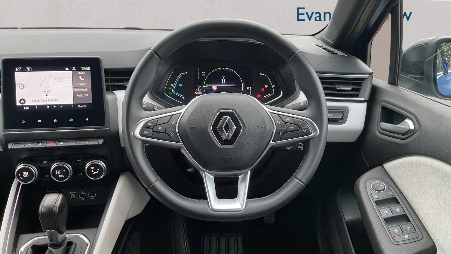 Used Renault Clio 2022 for sale - 76889747: Photo 11