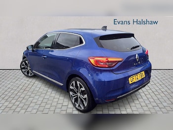 Used Renault Clio 2022 for sale - 76889747: Photo