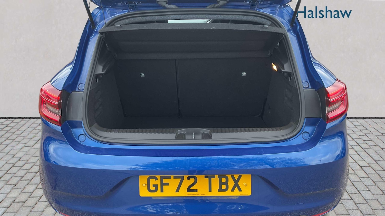 Used Renault Clio 2022 for sale - 76889747: Photo 8