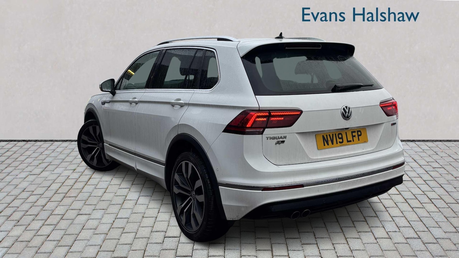 Used Volkswagen Tiguan 2019 for sale - 77914152: Photo 3