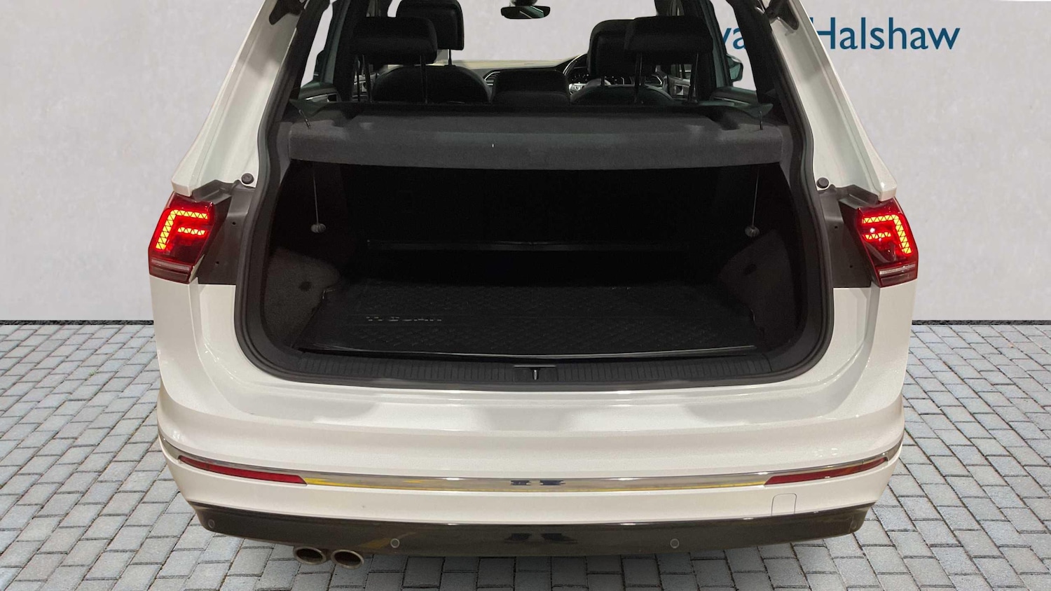 Used Volkswagen Tiguan 2019 for sale - 77914152: Photo 8