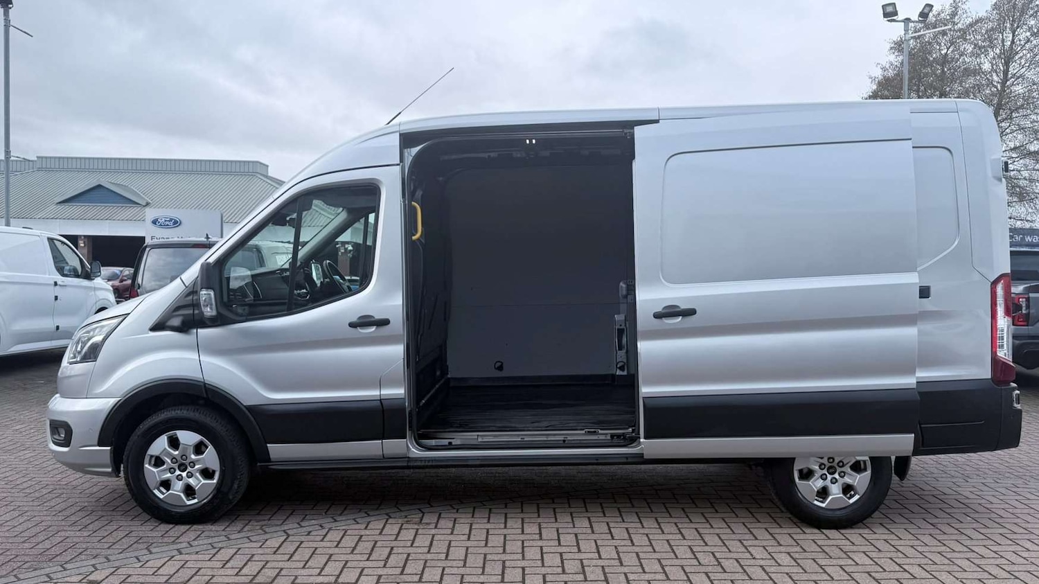 Used Ford Transit 2024 for sale - 77577243: Photo 12