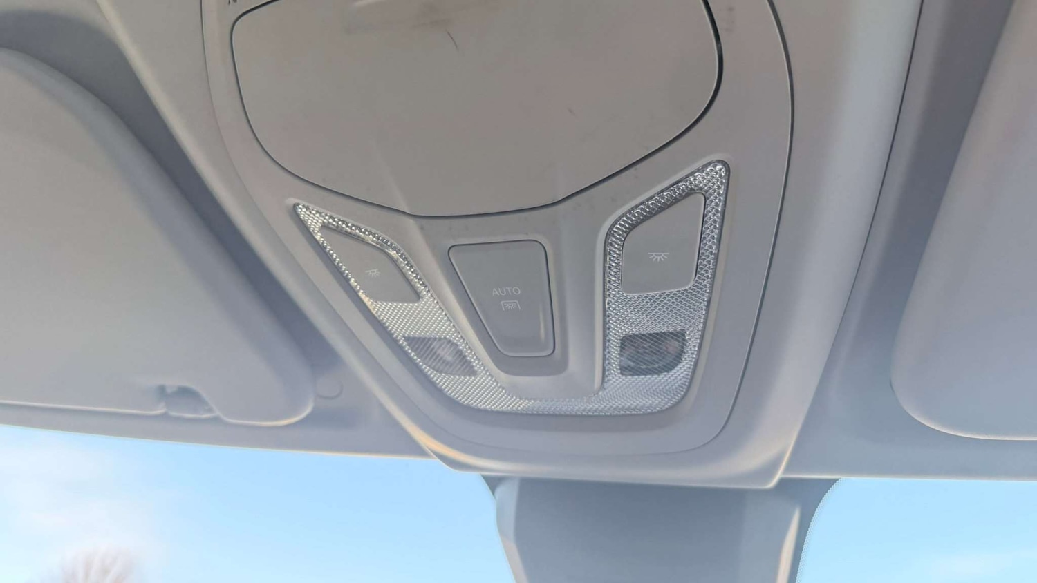 Used Maxus Deliver 9 2022 for sale - 77219564: Photo 32