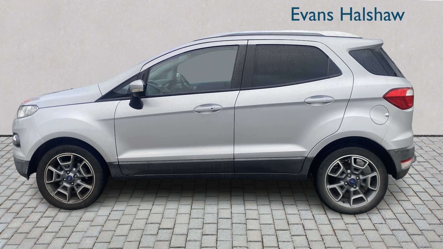 Used Ford Ecosport 2017 for sale - 77857618: Photo 3