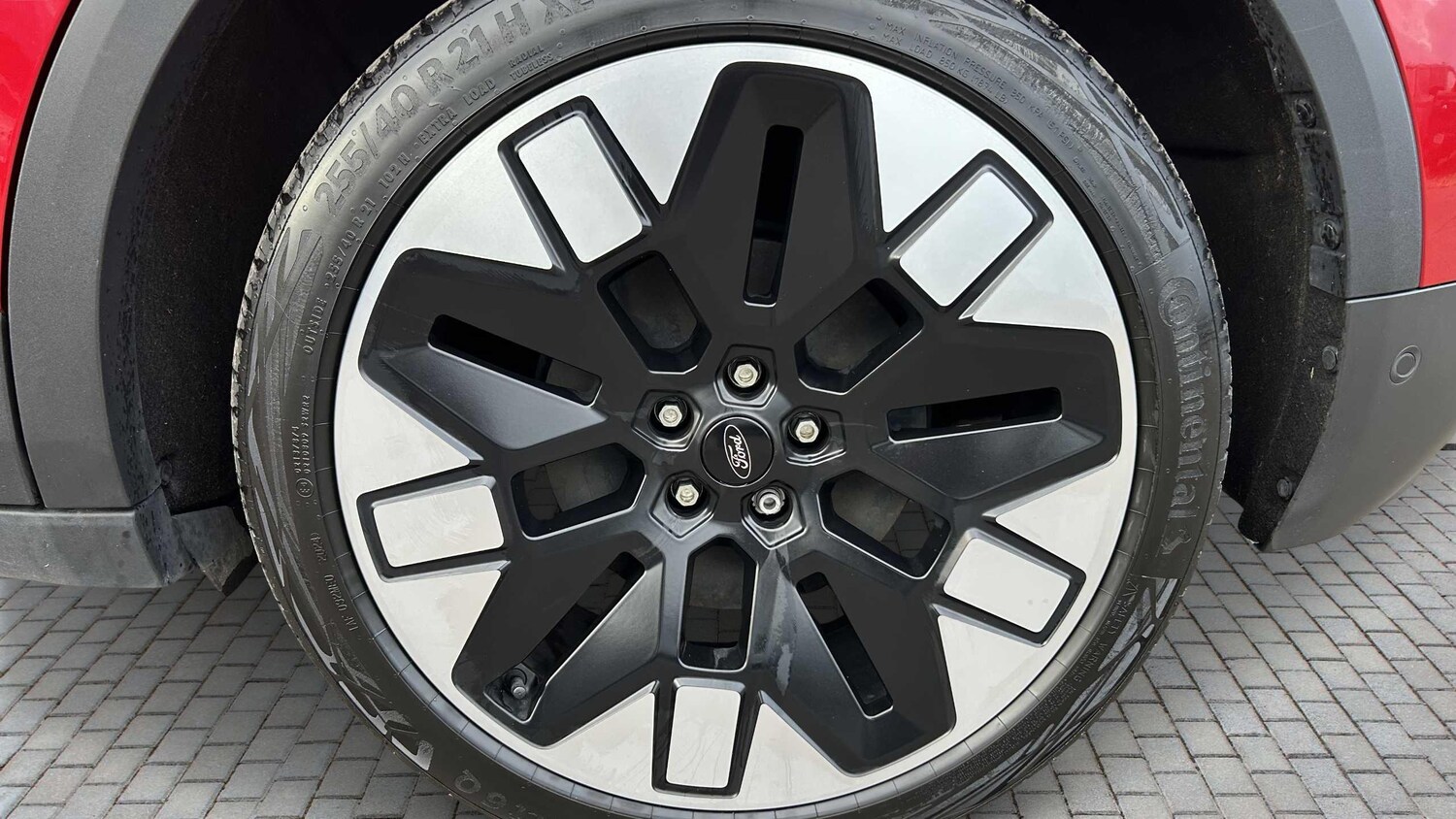 Used Ford Explorer 2024 for sale - 78173535: Photo 8